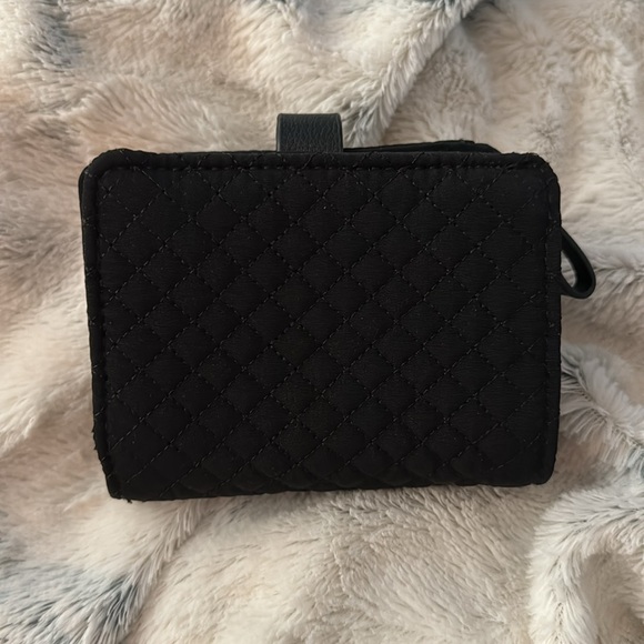 NWOT- Vera Bradley RFID wallet - Picture 6 of 7